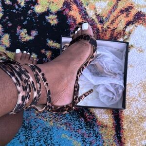 Liliana Brown Sandals Elegant Design